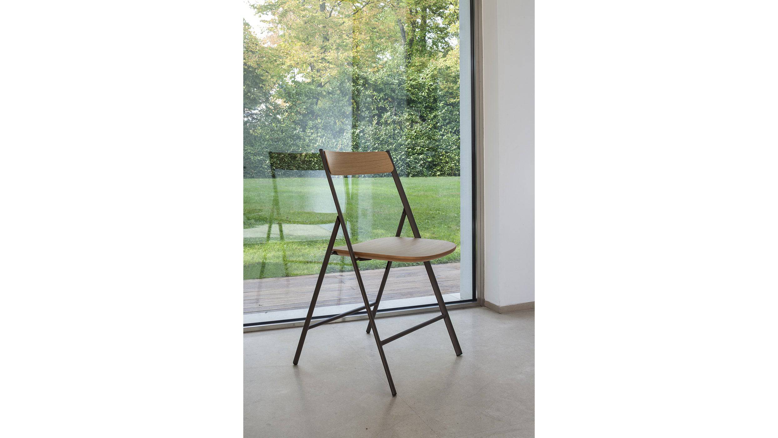 Joe wooden folding chair, Seating - Bonbon Compact Living